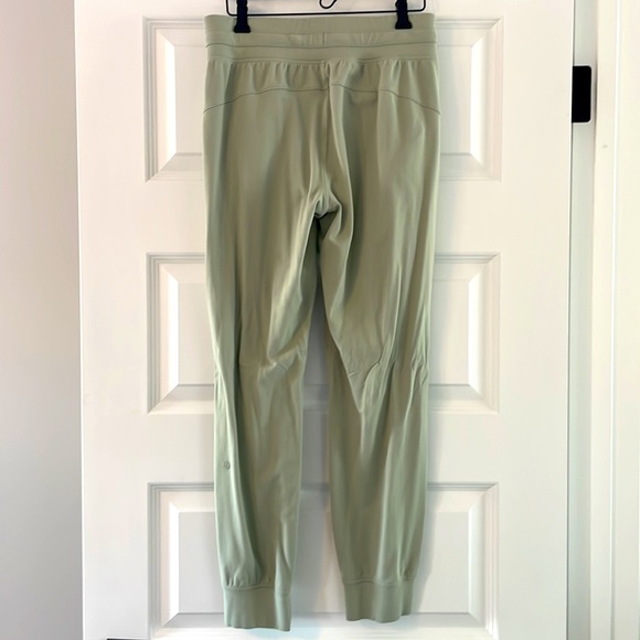 Lululemon Ready To Rulu Cropped Jogger - Picture 2 of 3